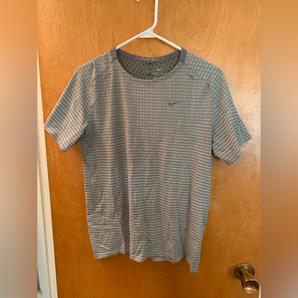 Nike Running Short Sleeve Shirt - Men’s Size Medium